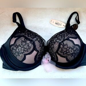 New Victoria’s Secret rhinestones bra